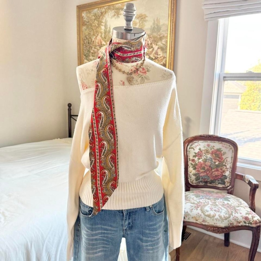 Vintage‎ red paisley scarf